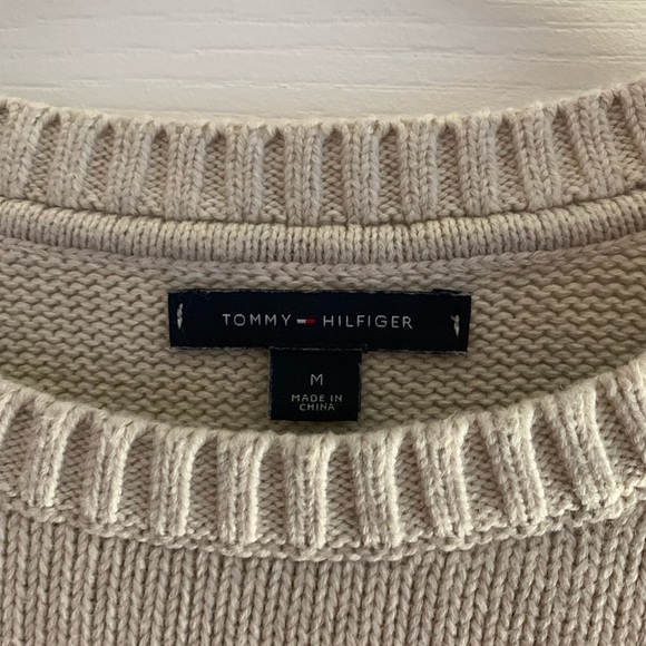 Tommy Hilfiger cream snowflake sweater - Picture 4 of 4